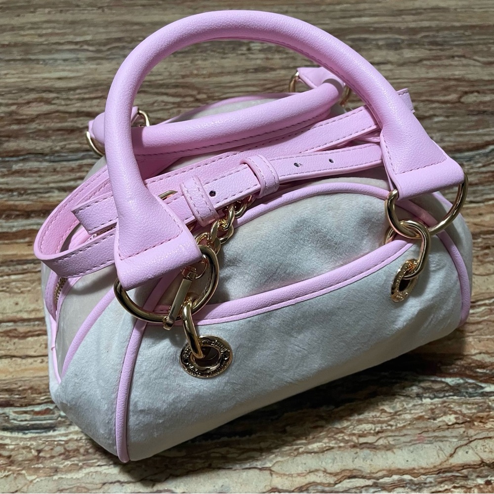 Juicy Couture - Picture 7 of 11